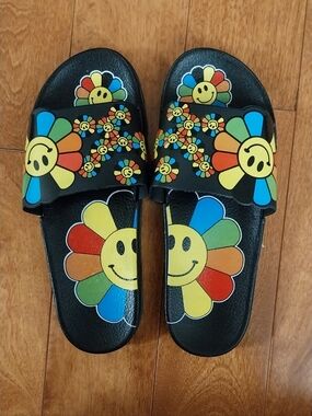 Vibrant Rainbow Smiley Slide Sandals - Black